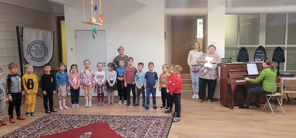 Konkurso „Velykinis margutis“ dalyvių apdovanojimo renginys