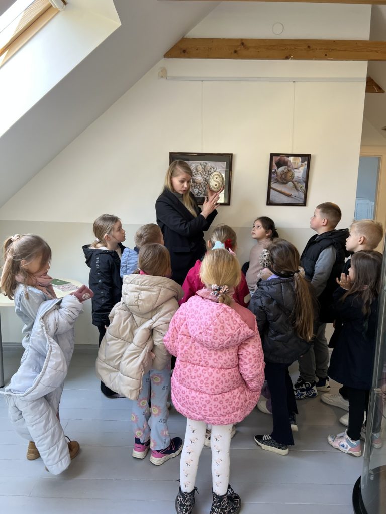 Išvyka į margučių parodą „Kai pražysta lukštas“ Išvyka į margučių parodą „Kai pražysta lukštas“